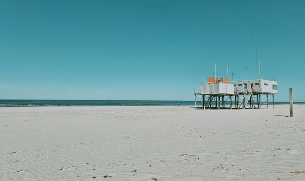 Location villas tournage vidéo à marseille : options atypiques et clés en main